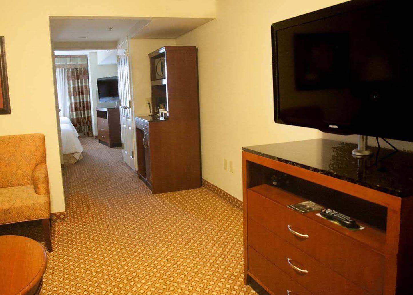 Hilton Garden Inn Savannah Midtown Esterno foto